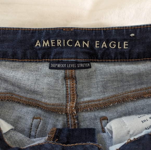 American Eagle Hi-rise Jegging 10 Short Distressed Blue Frayed Stretch Jegging - Picture 3 of 11